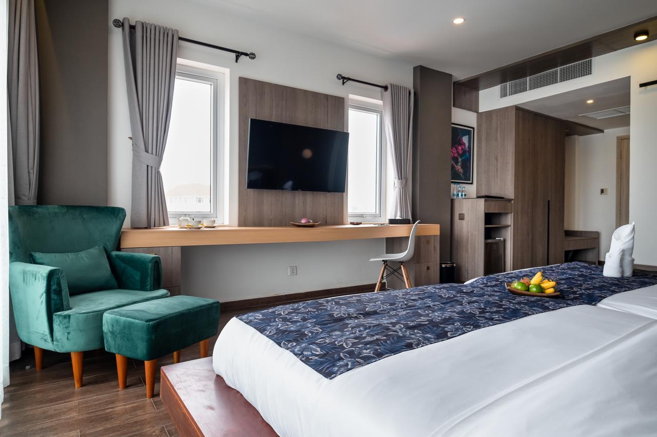 Nou'S River Hotel Phnom Penh Bagian luar foto