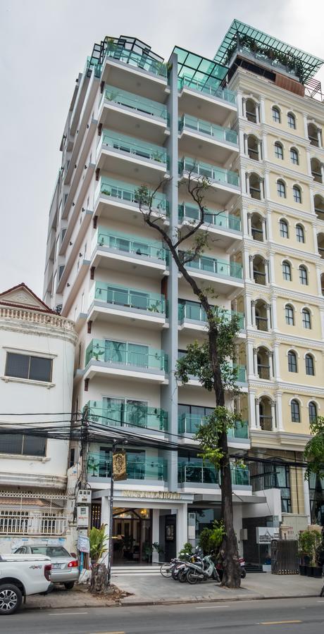 Nou'S River Hotel Phnom Penh Bagian luar foto