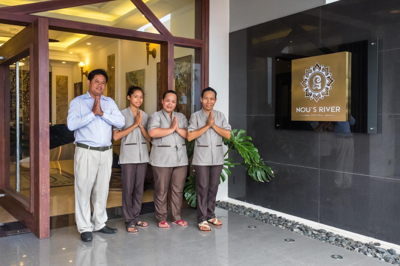 Nou'S River Hotel Phnom Penh Bagian luar foto
